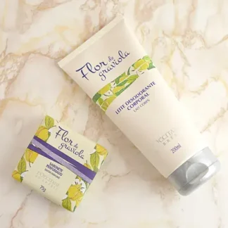 Kit sabonete perfumado 75g + esfoliante corporal 200ml flor de graviola L'Occitane Au Brésil