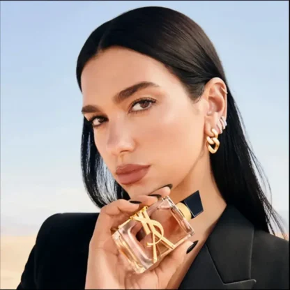 Perfume Feminino Libre Flower & Flames Yves Saint Laurent Eau de Parfum - Imagem 3