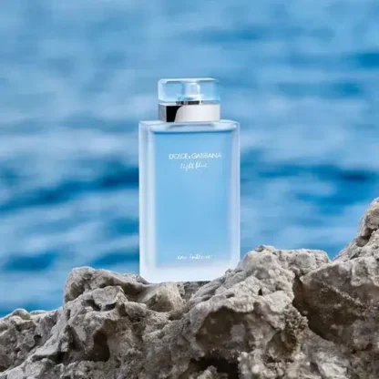 Perfume Feminino Light Blue Eau Intense Dolce & Gabbana Eau de Parfum - Imagem 3