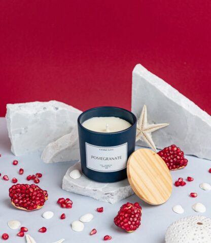 Vela Perfumada Pomegranate Candle & Co. 200g - Imagem 2