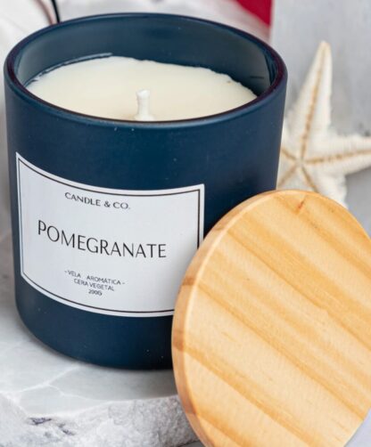 Vela Perfumada Pomegranate Candle & Co. 200g - Imagem 3