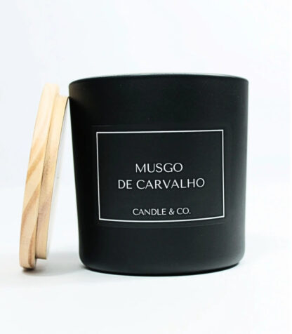 Vela Perfumada Musgo de Carvalho Candle & Co. 200g - Imagem 2