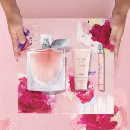 Kit Feminino La Vie Est Belle Lancôme Eau de Parfum 100ml + Loção Corpotal 50ml + Travel Size 10ml - Imagem 3