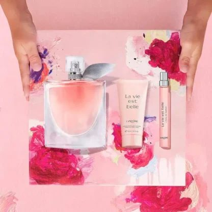 Kit Feminino La Vie Est Belle Lancôme Eau de Parfum 75ml + Loção Corporal 50ml + Travel Size 10ml - Imagem 3